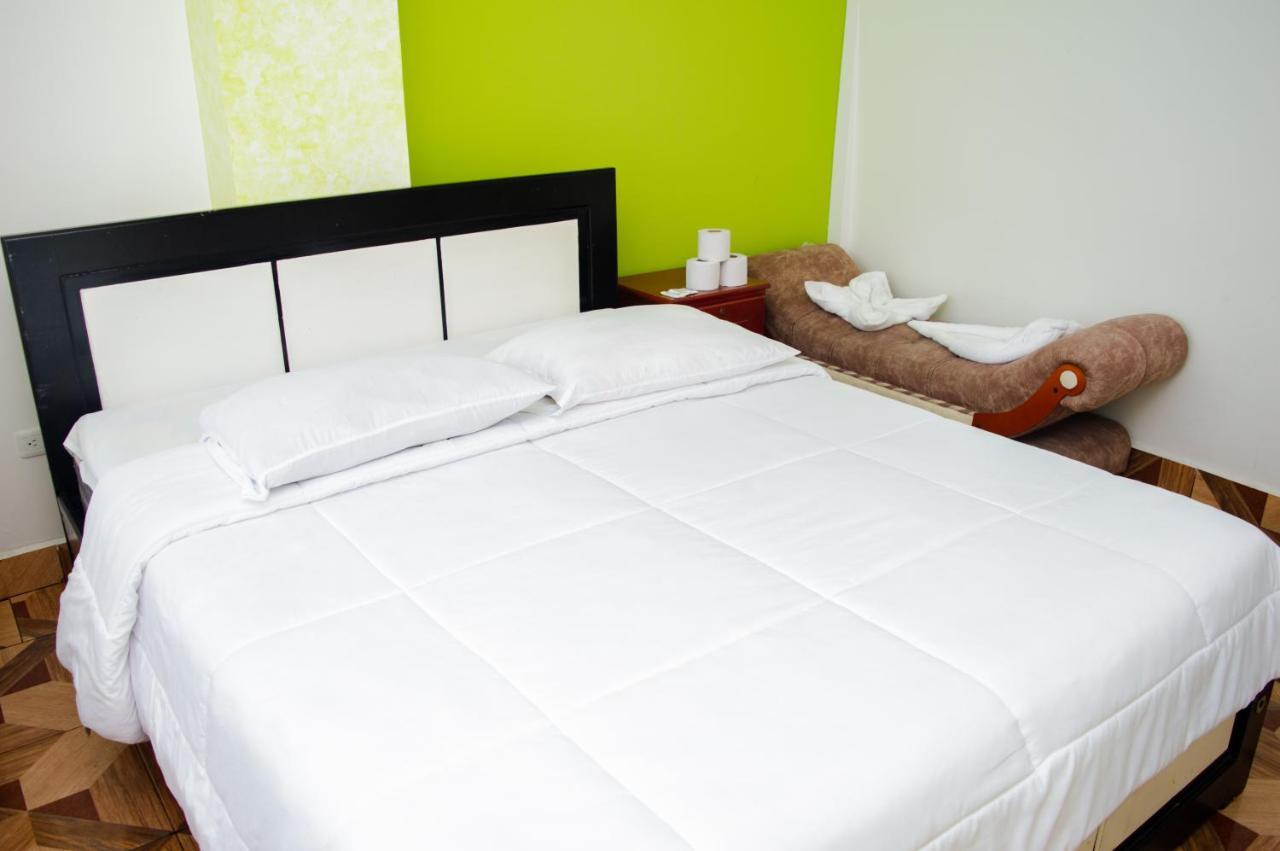 Hotel Residencial Amaru Baños Zewnętrze zdjęcie